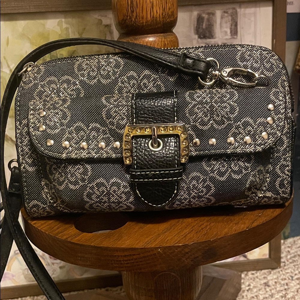 Kathy Van Zeeland Purse/Clutch/Wristlet
